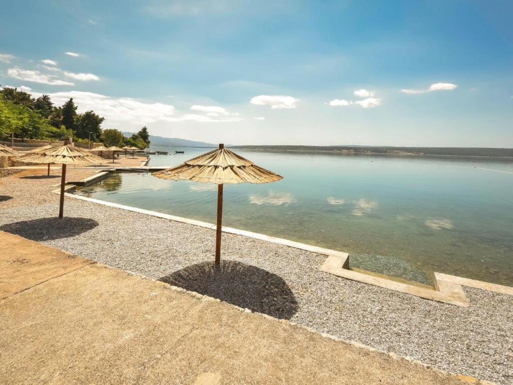 Apartmani Mala Sirena Maslenica Kültér fotó