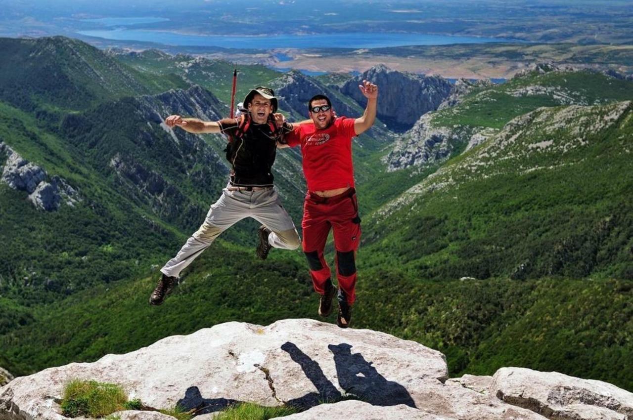 Apartmani Mala Sirena Maslenica Kültér fotó