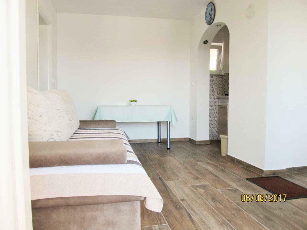 Apartmani Mala Sirena Maslenica Kültér fotó